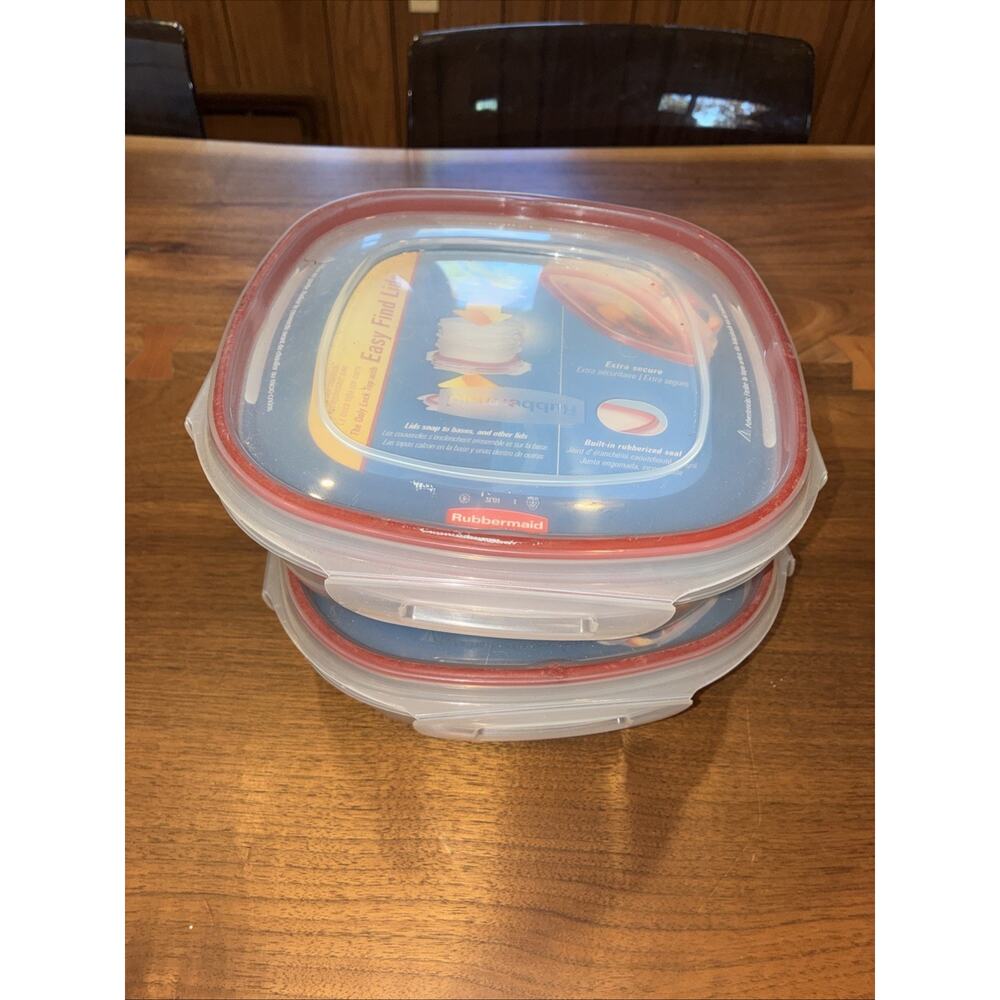 Rubbermaid 2 Plastic Storage Containers with Lock-its lid - 9 Cup